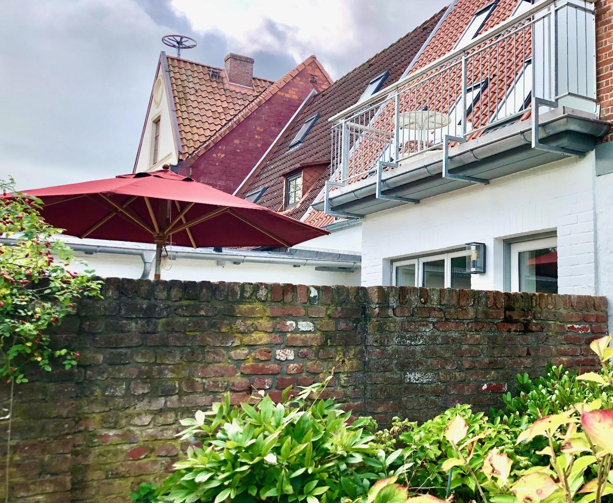 Gastehaus Kajute Direkt Am Wasser Friedrichstadt Buitenkant foto